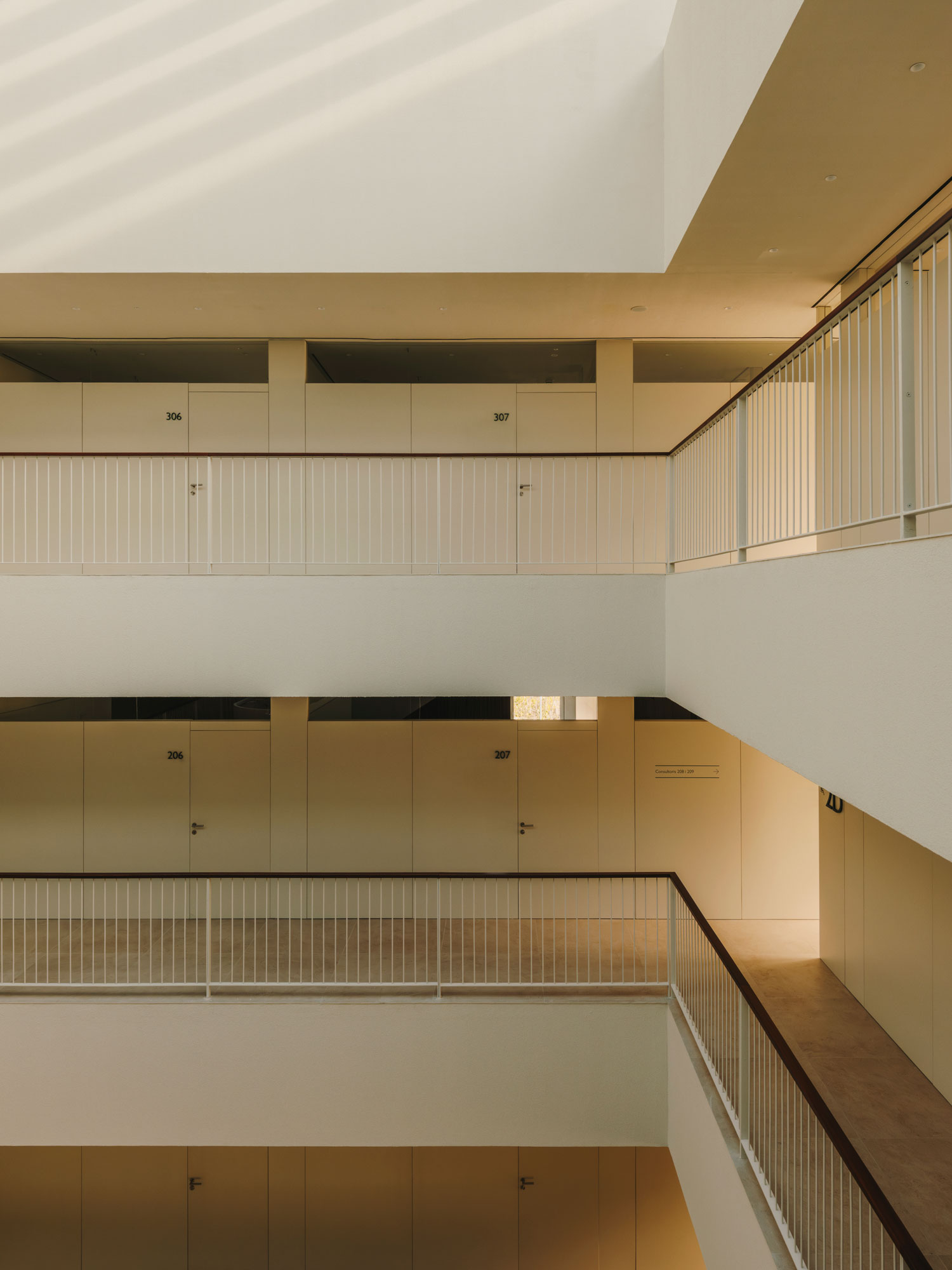 Miriam Castells Studio - Clínica Diagonal Outpatient Centre